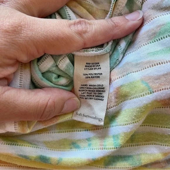 Soft Surroundings Top Womens XL Yellow Green Floral Tunic Tropical Textured - Picture 9 of 10